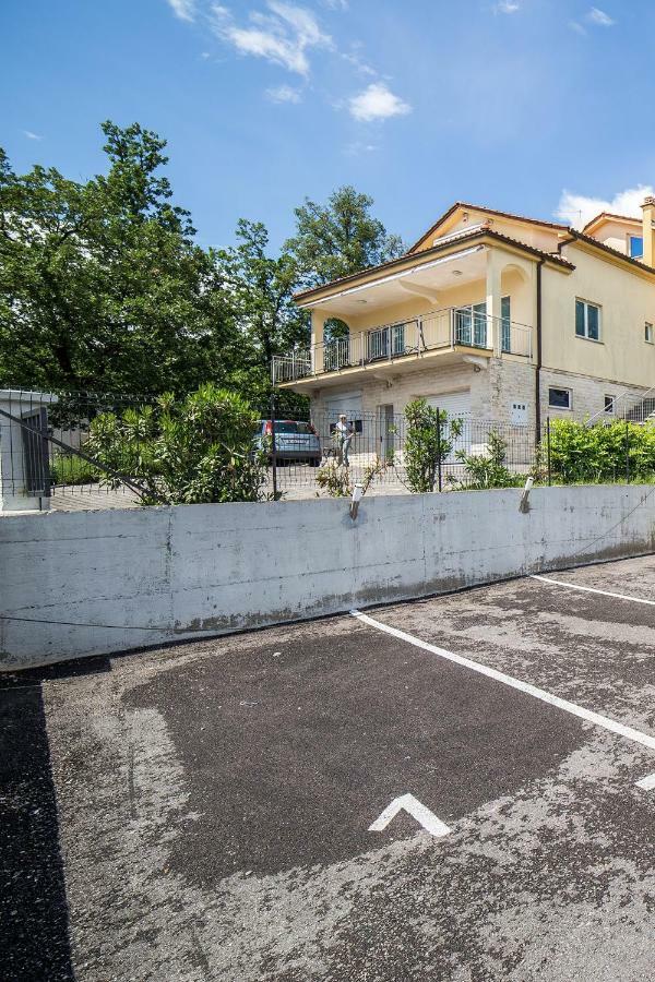 Studio Apartman Nina Rijeka Exterior foto